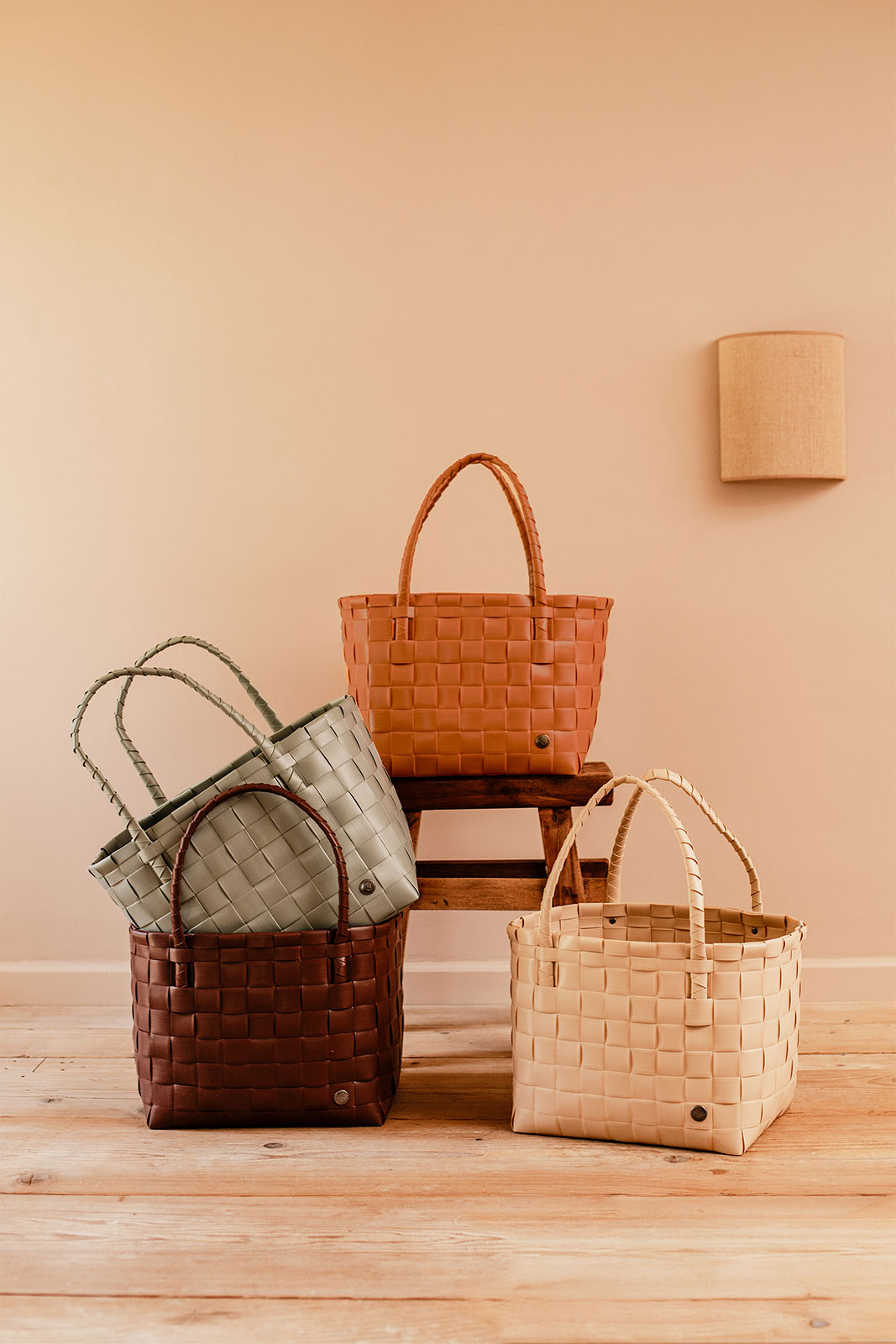 Handed By Paris Shopper pumpkin orange