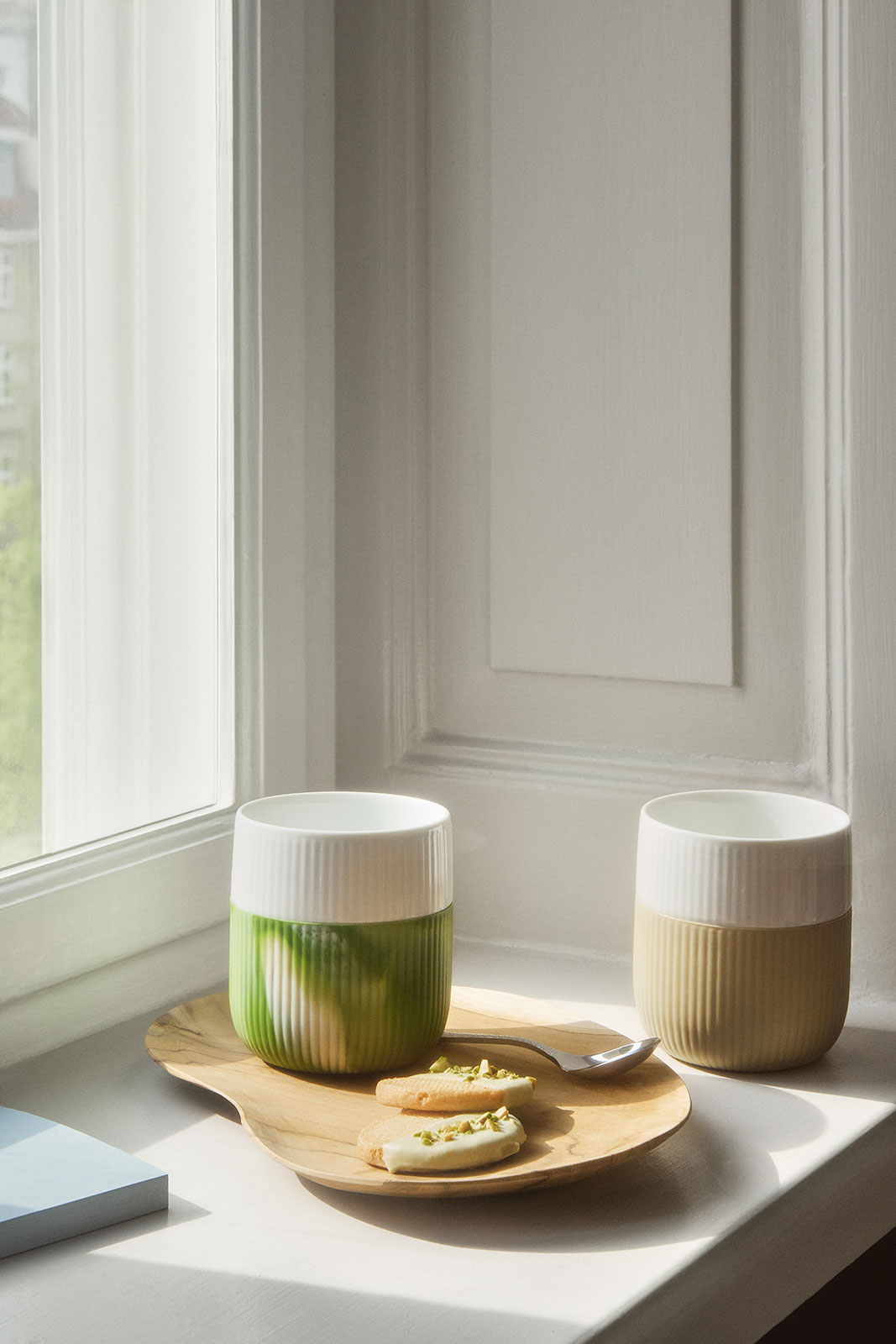 Royal Copenhagen Gerippt Contrast Becher Sand