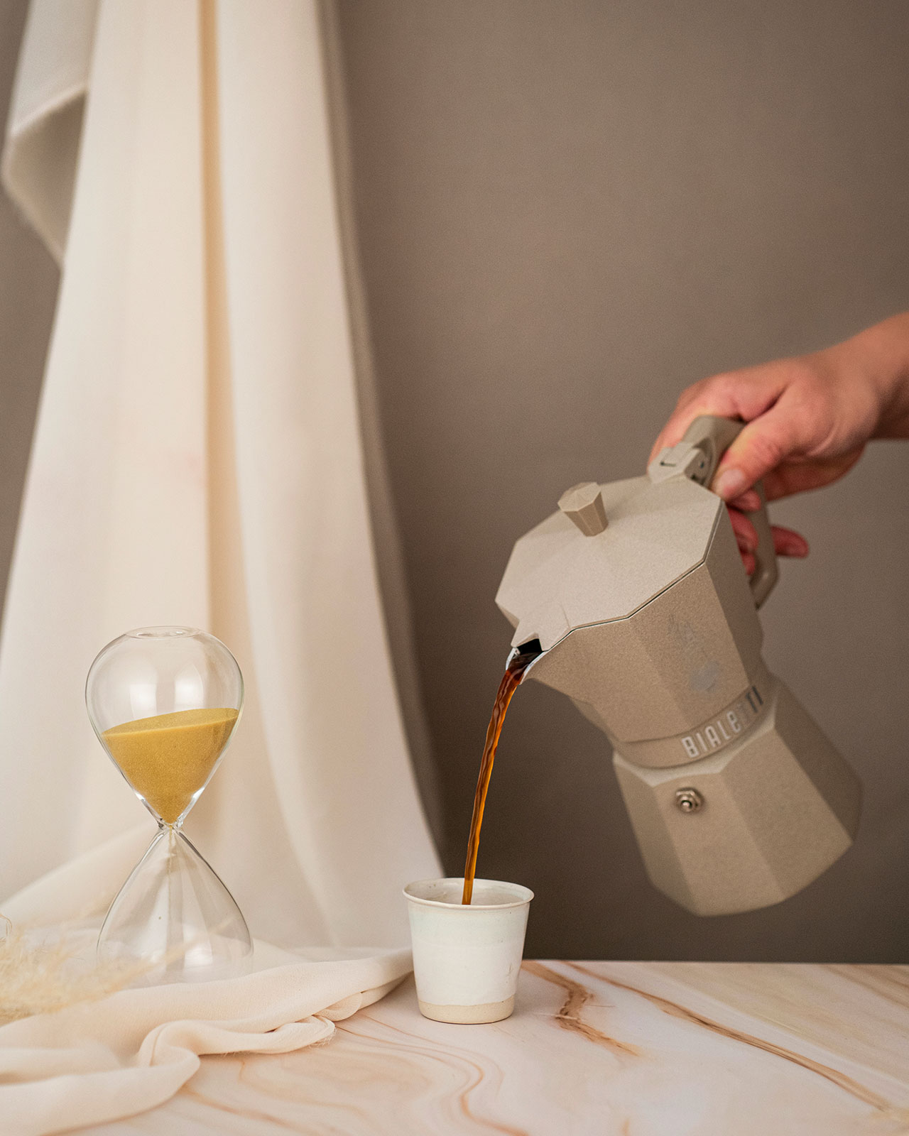 Bialetti Italien Moka Exclusive Induktion Espressokocher creme 3Ta.