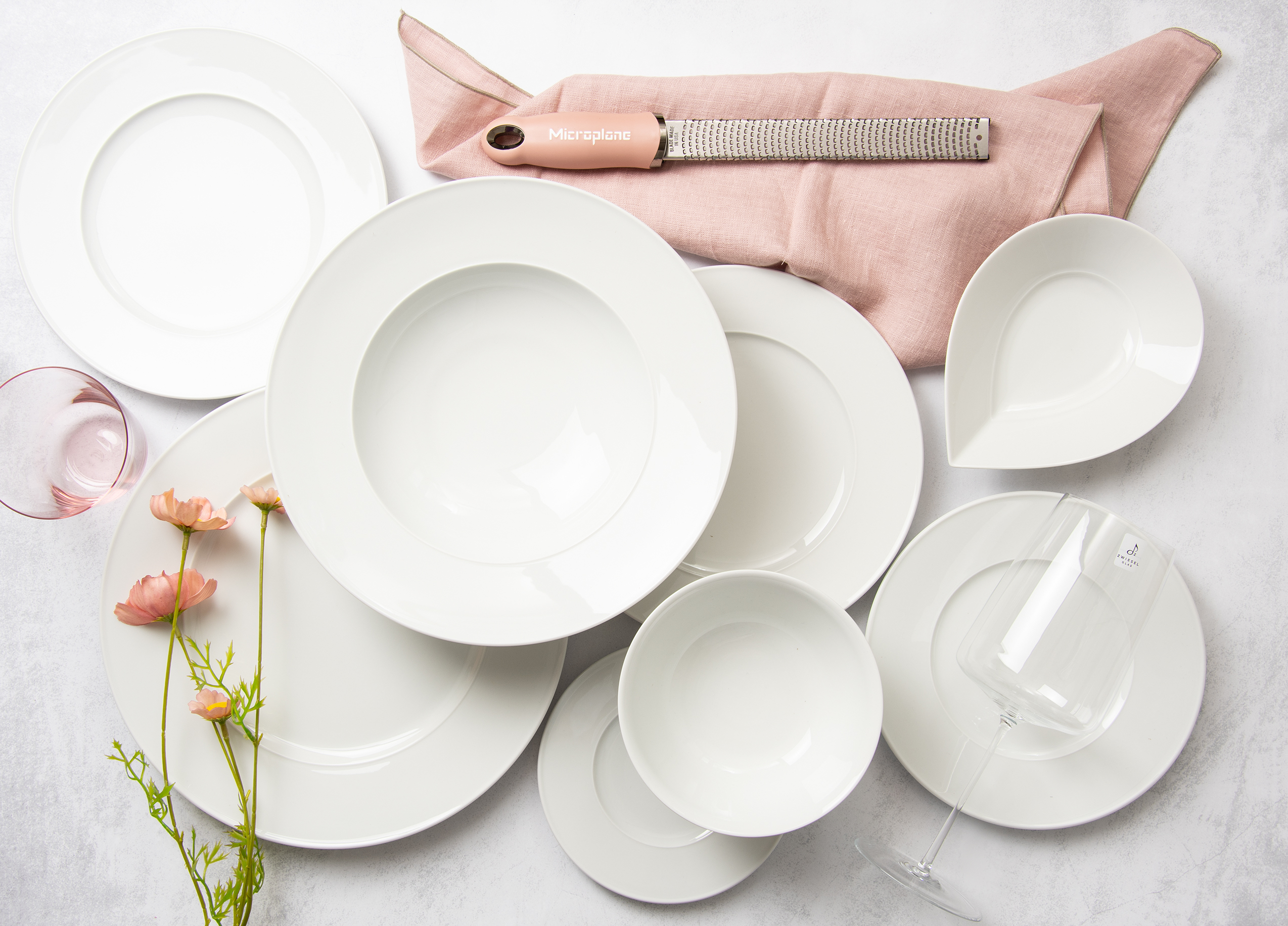 KPM - Berlin Urania weiß Salatschale rund 23cm klein